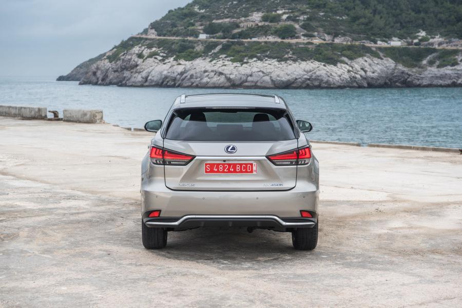  Lexus RX450h 2019 года  (WW) (фото 18 из 97)